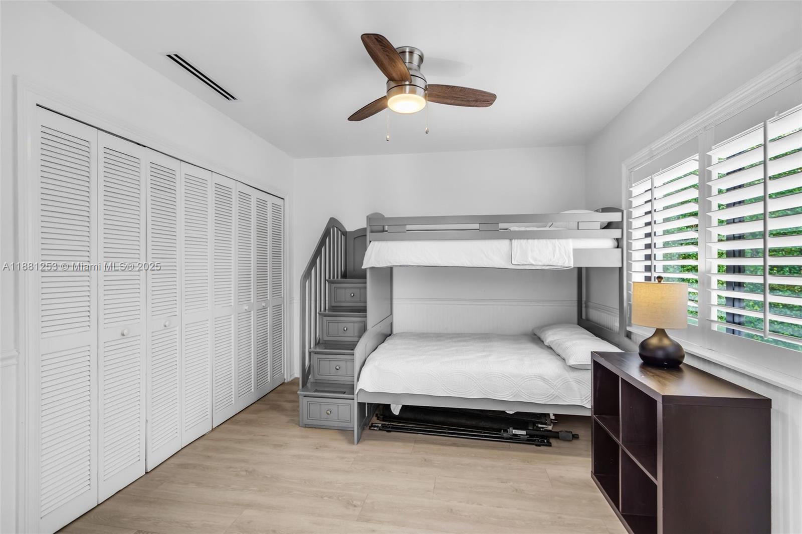 TROPICAL ISLE HOMES SUB 4 - Residential Lease