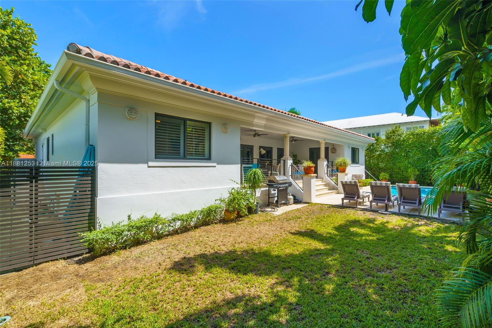 TROPICAL ISLE HOMES SUB 4 - Residential Lease