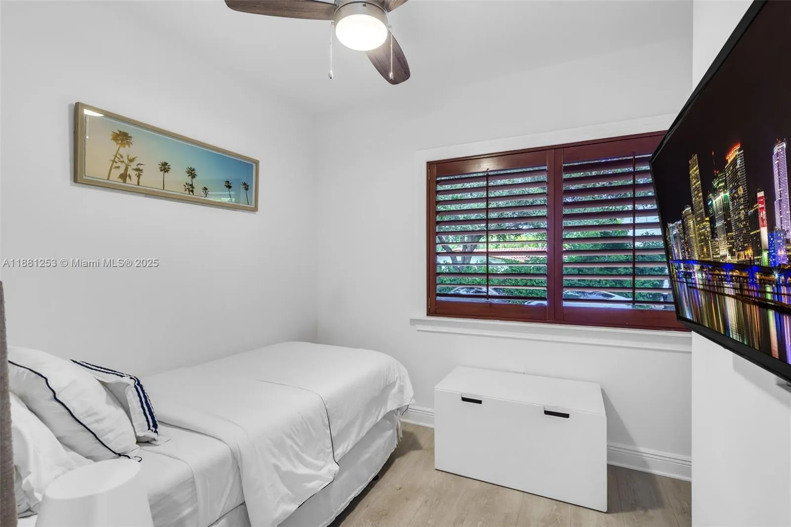 Key Biscayne, Florida 33149, United States, 5 Bedrooms Bedrooms, ,4 BathroomsBathrooms,Residential,Active,212423