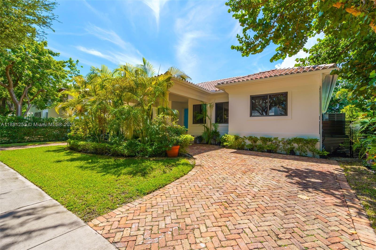 TROPICAL ISLE HOMES SUB 4 - Residential Lease