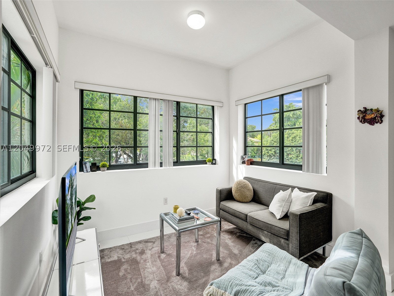Photo 1 of 19 — 1901 S Le Jeune Rd 3, Coral Gables, FL 33134