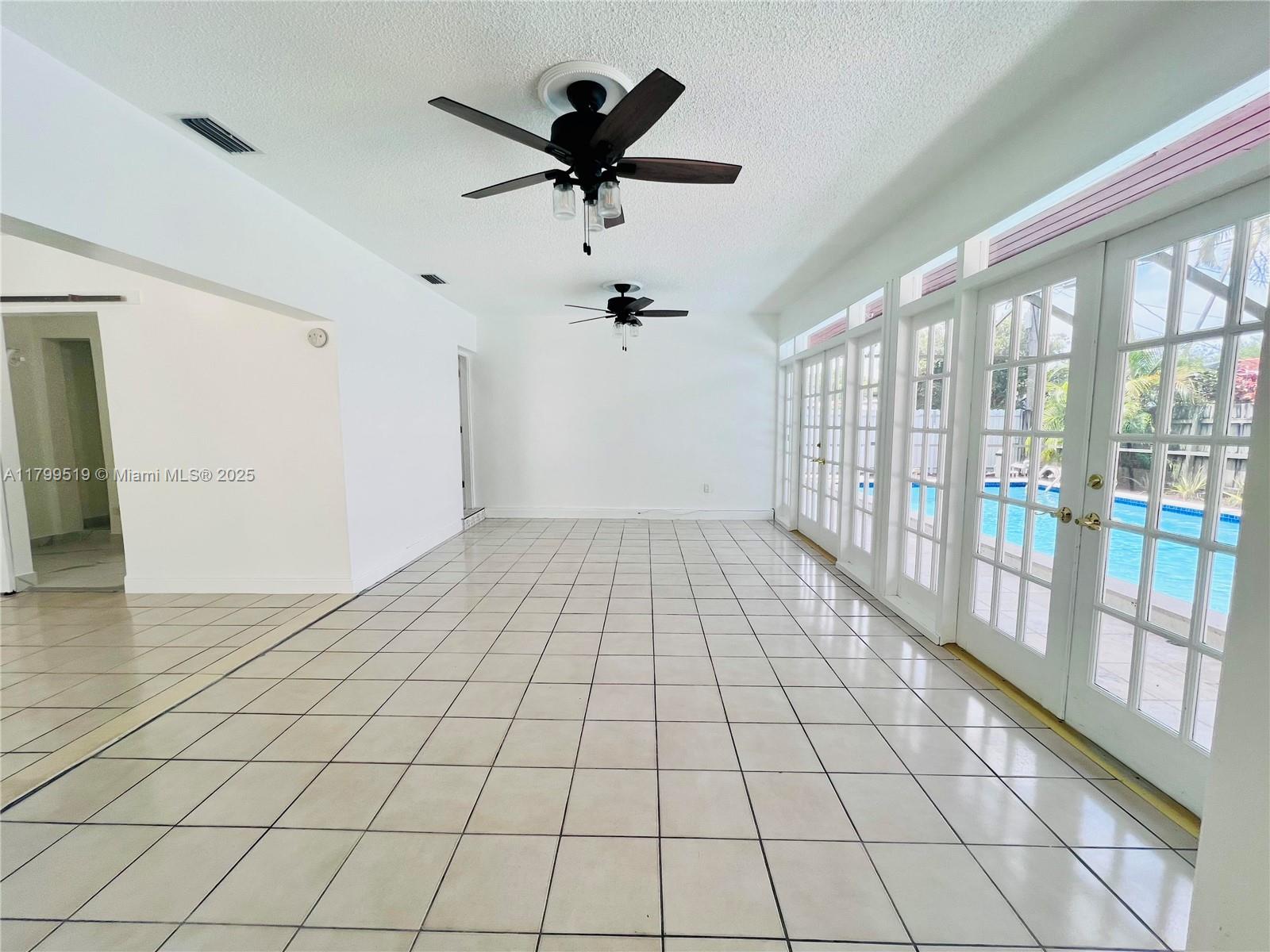 1710 SW 98th Ct