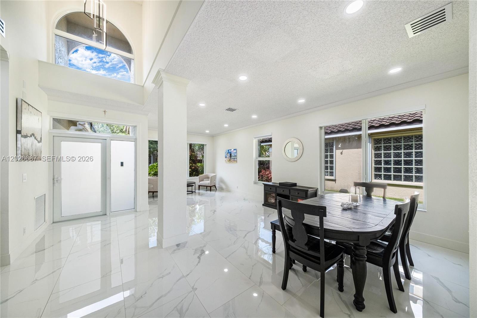 CHAPEL LAKE ESTATES - Residential