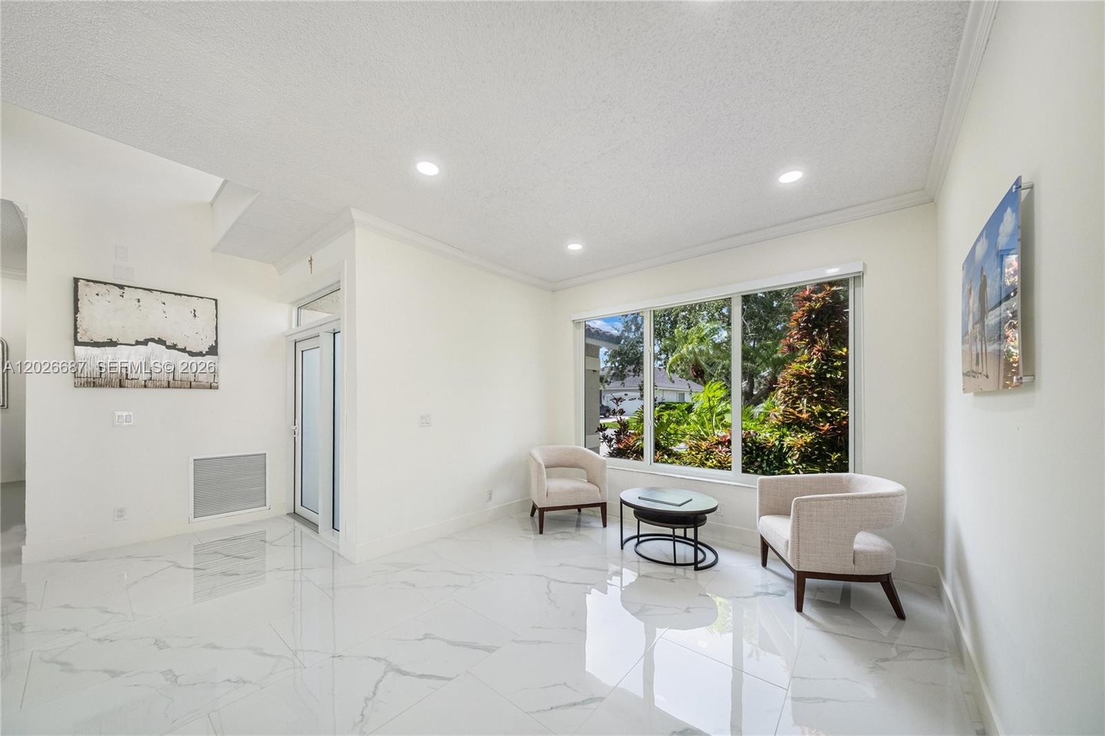 CHAPEL LAKE ESTATES - Residential