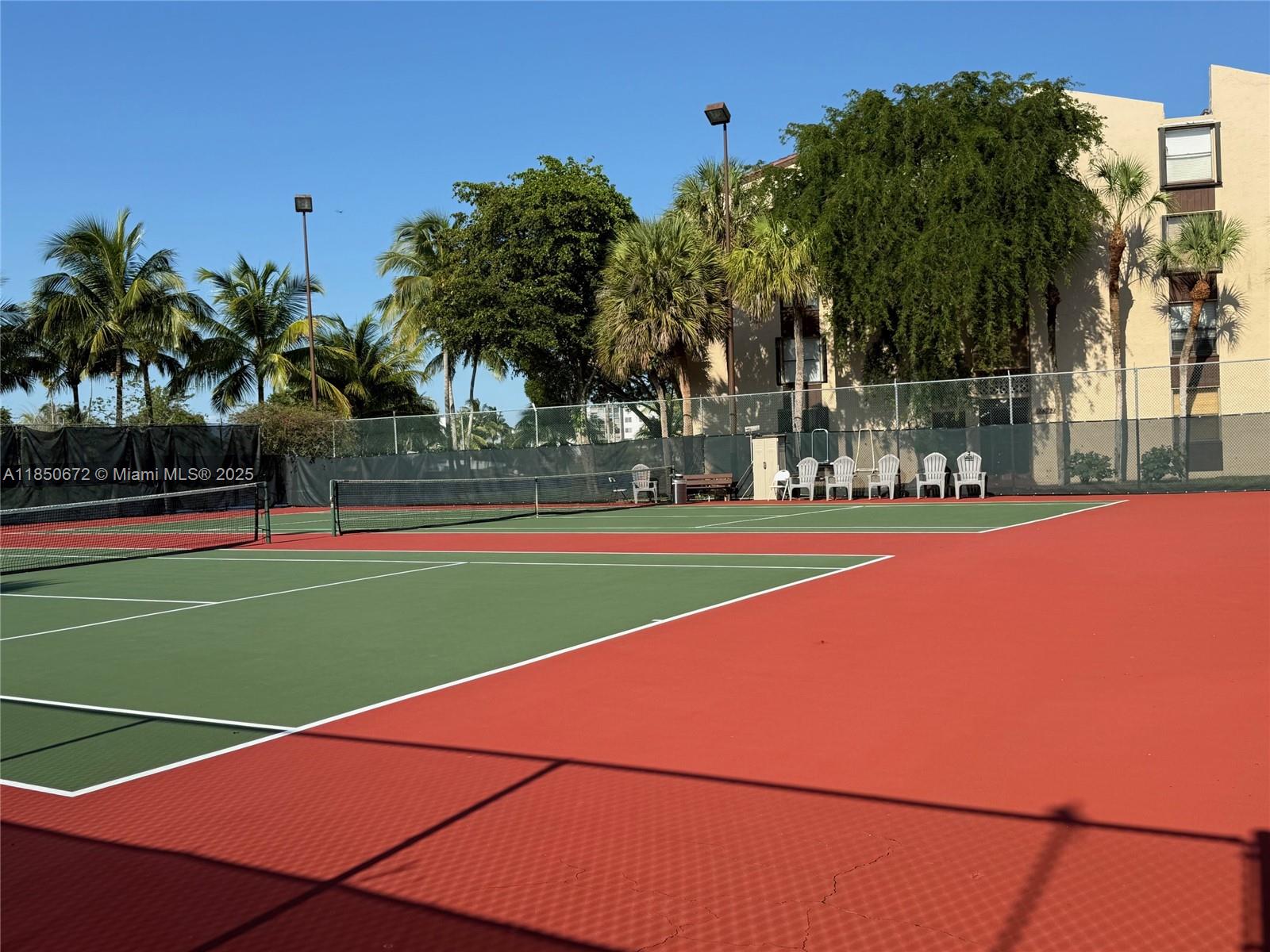 14525 N Kendall Dr 209-J