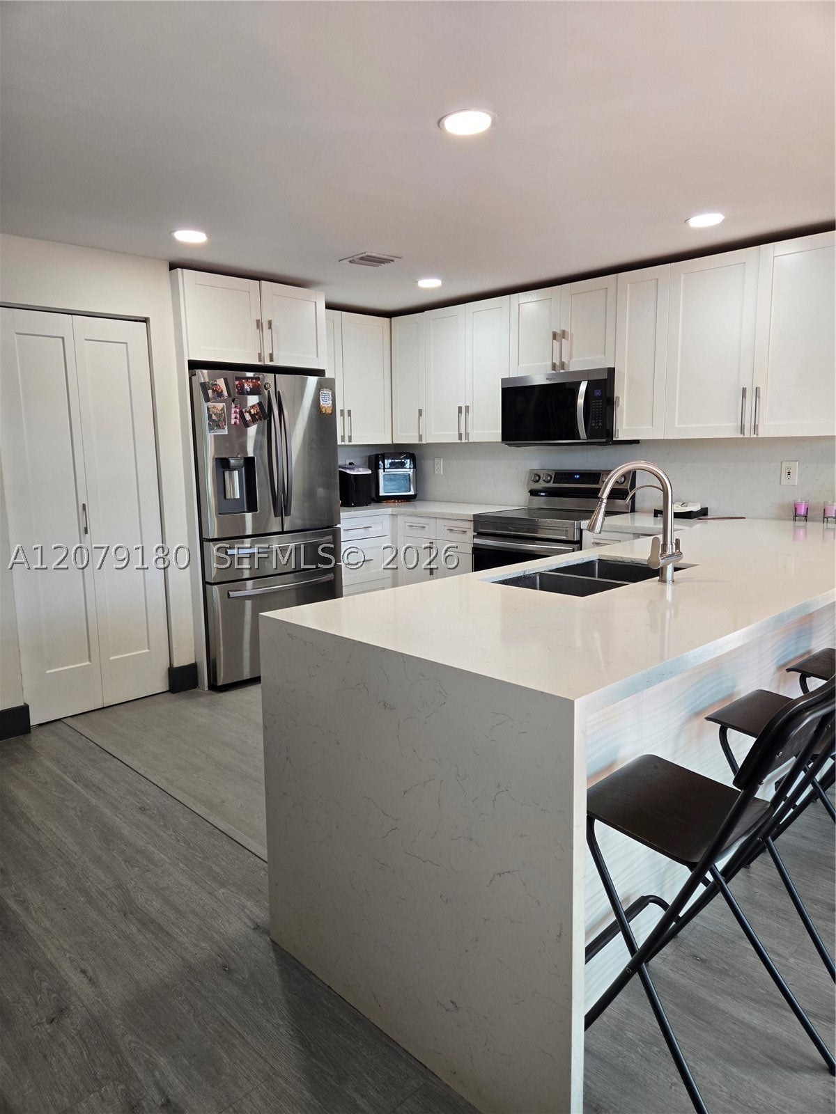 11464 NW 50th Ter