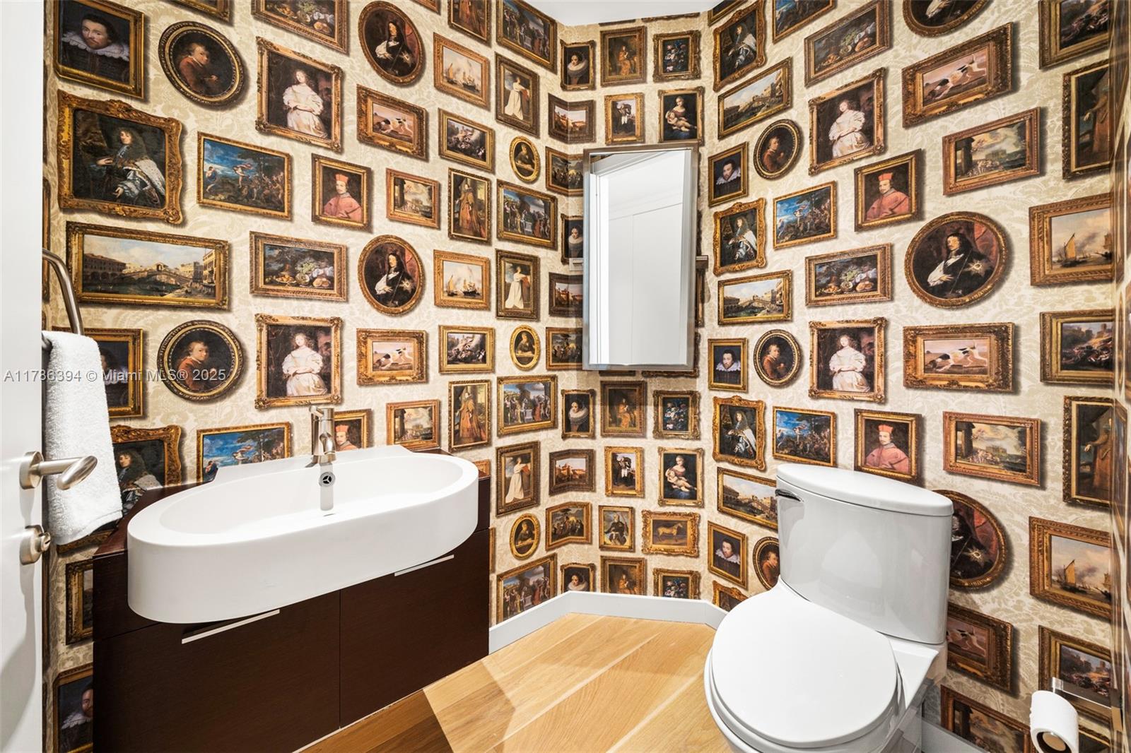 GROVENOR HOUSE CONDO - Residential