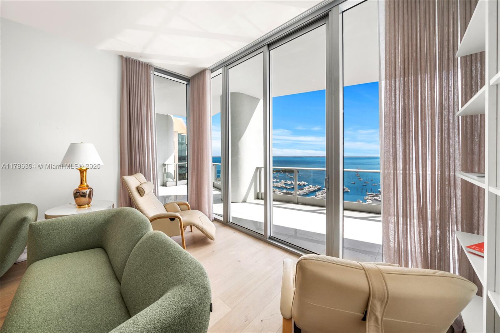 GROVENOR HOUSE CONDO - Residential