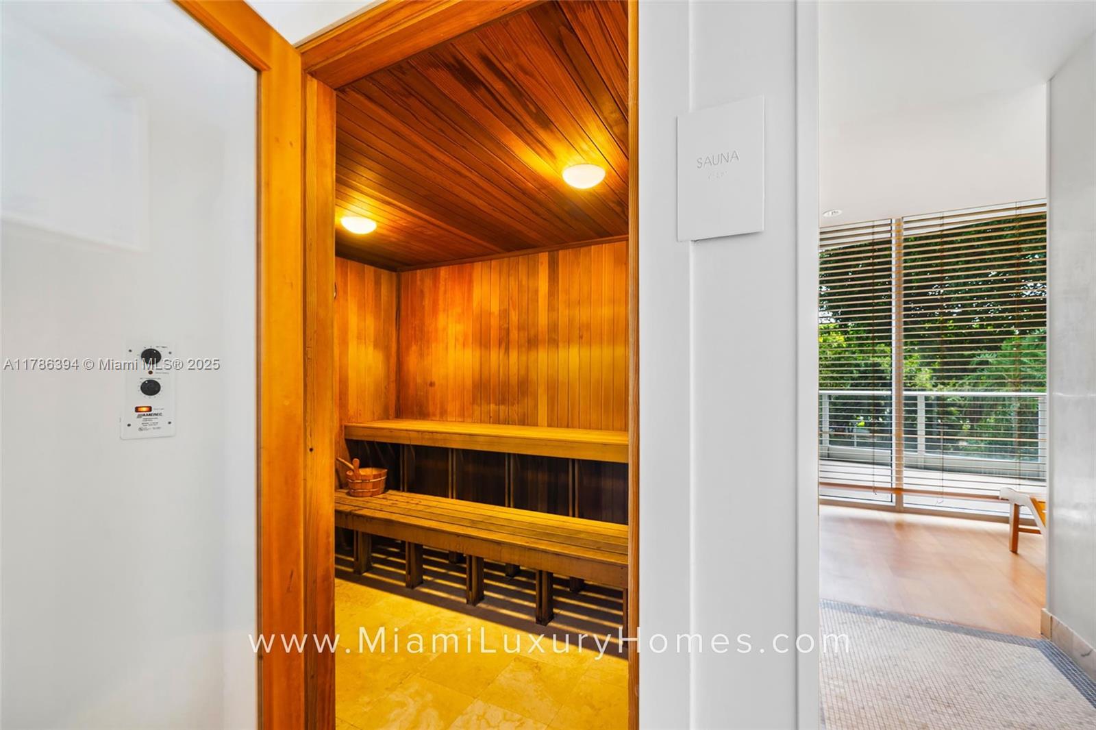 GROVENOR HOUSE CONDO - Residential