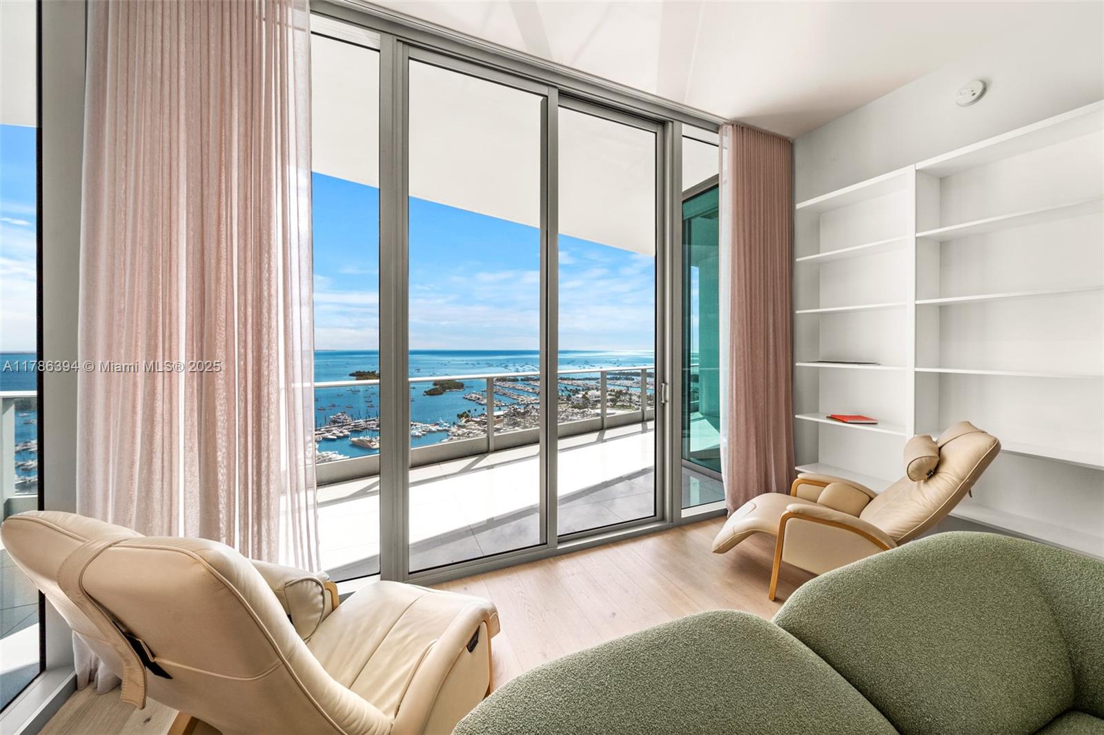 2627 S Bayshore Dr 2605
