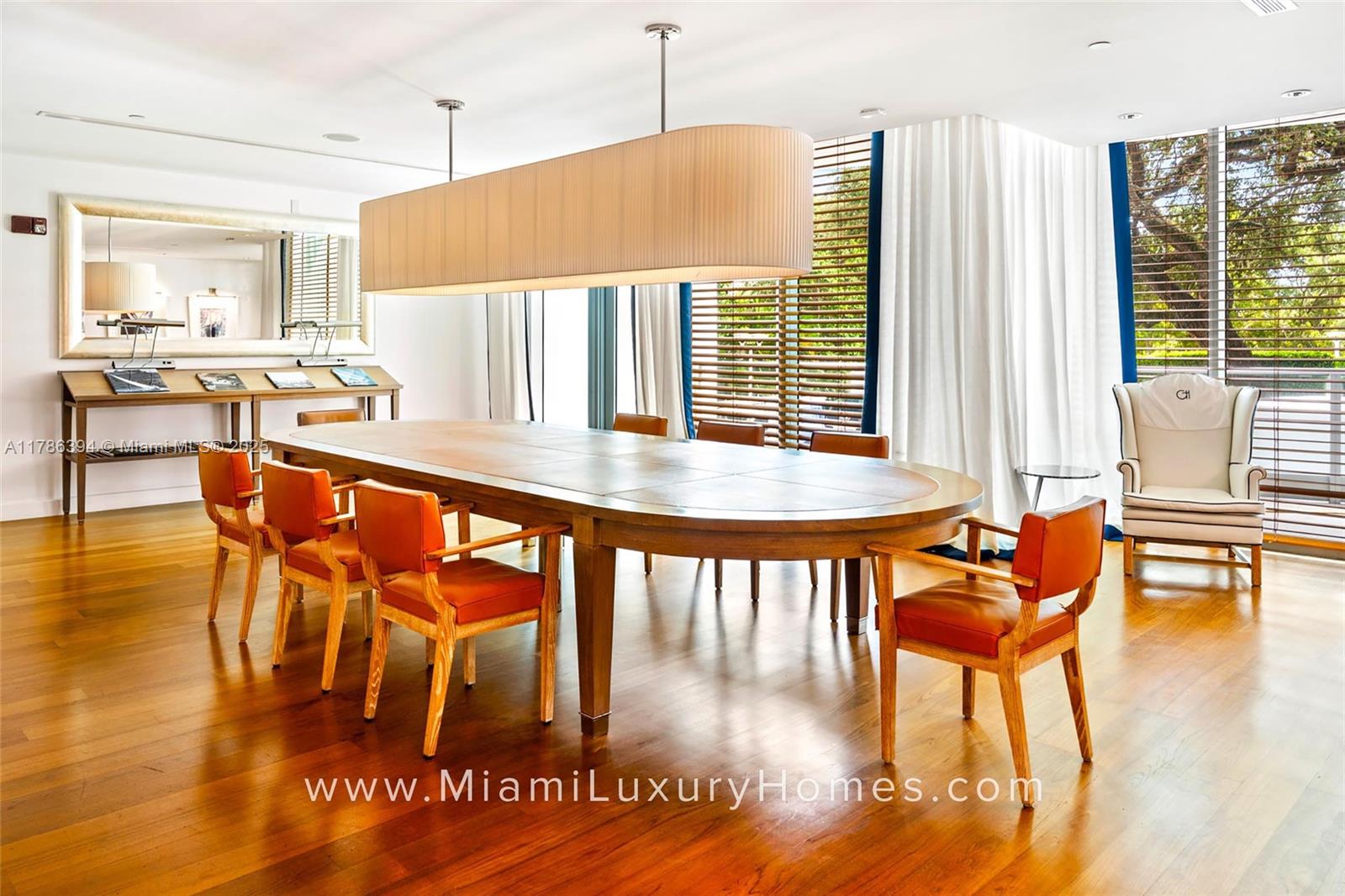 GROVENOR HOUSE CONDO - Residential