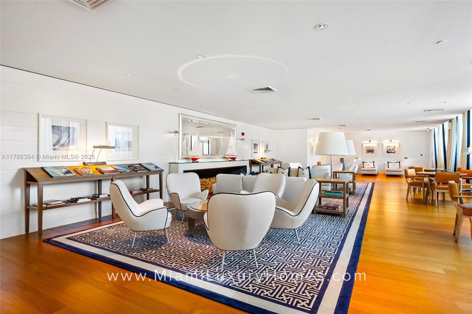 GROVENOR HOUSE CONDO - Residential