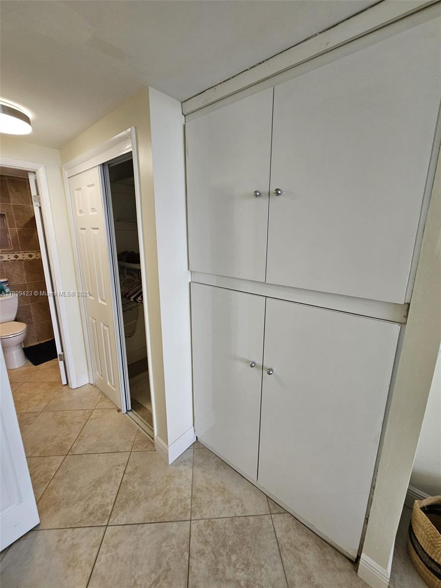 HILLCREST EAST NO 24 COND - Residential