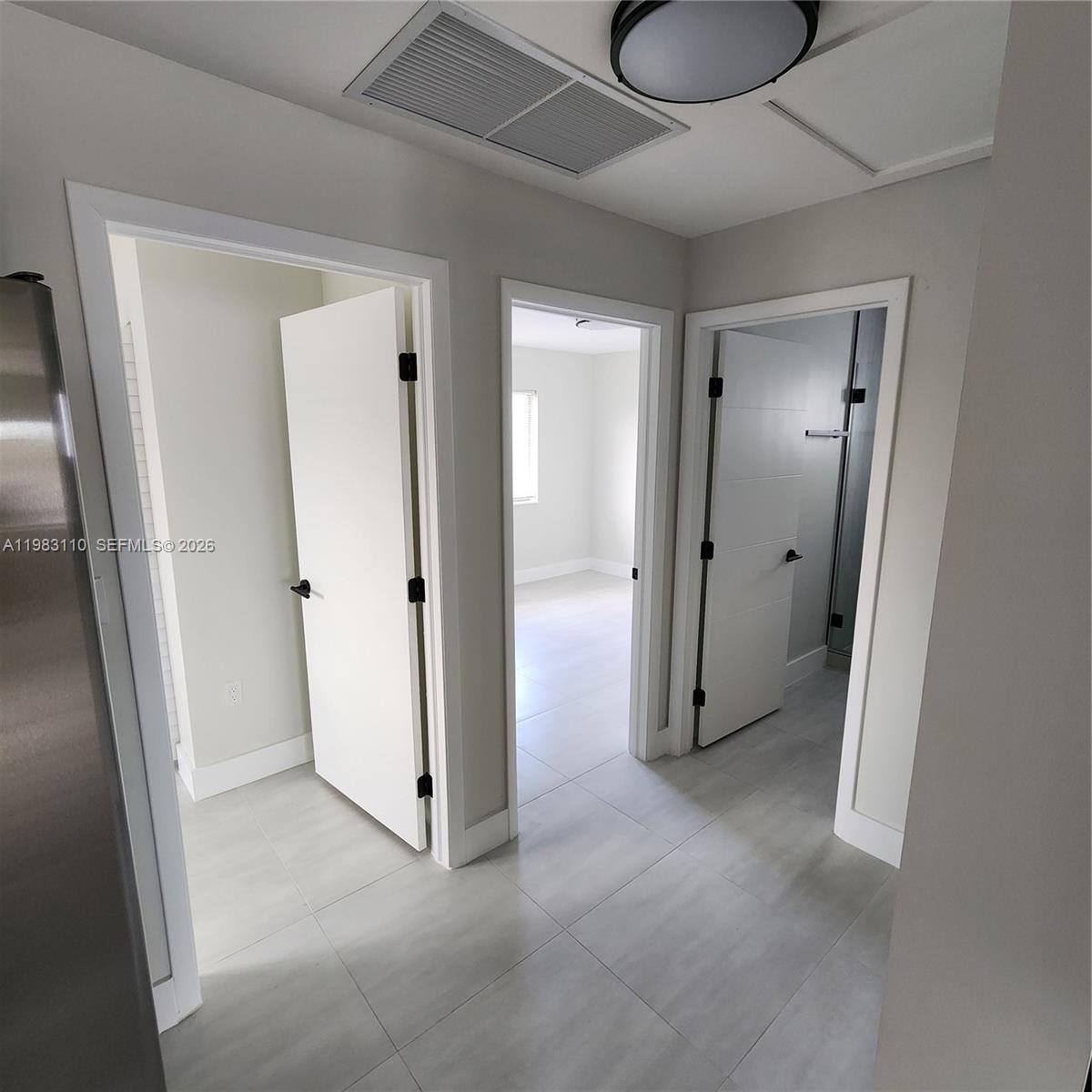 WOODMERE - Residential Lease