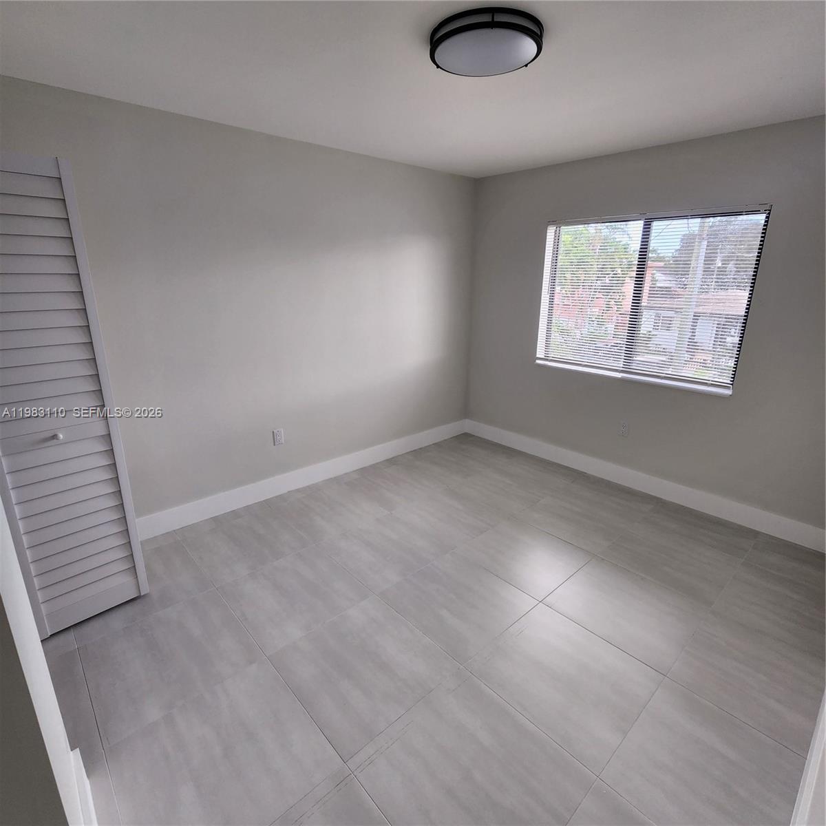 WOODMERE - Residential Lease