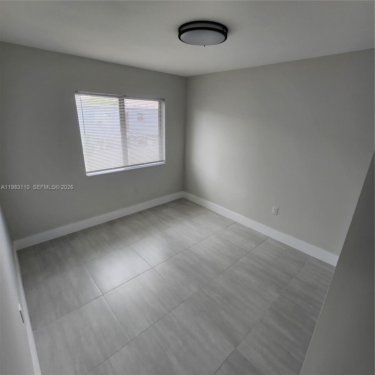 WOODMERE - Residential Lease