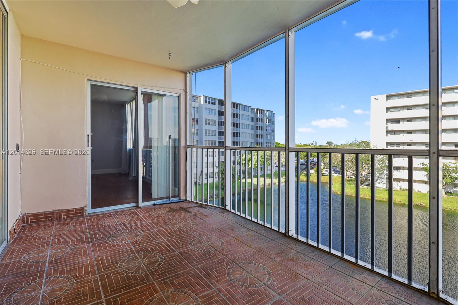 JADE WINDS GROUP - - Residential