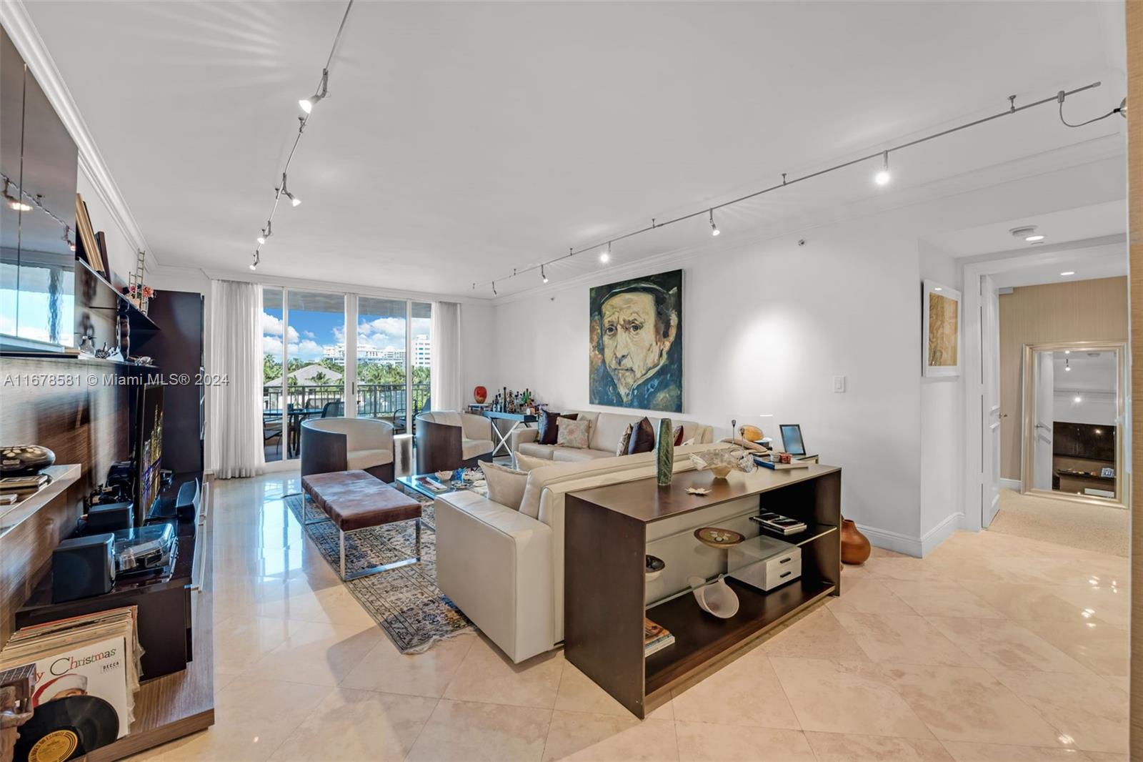 765 Crandon Blvd 305