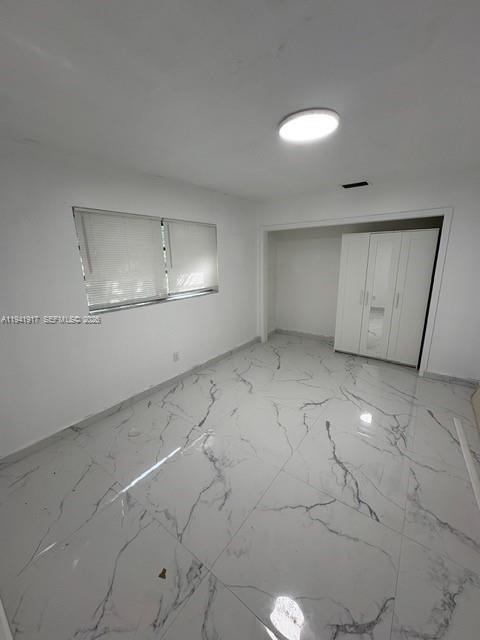 HOLLYWOOD LITTLE RANCHES - Residential Lease