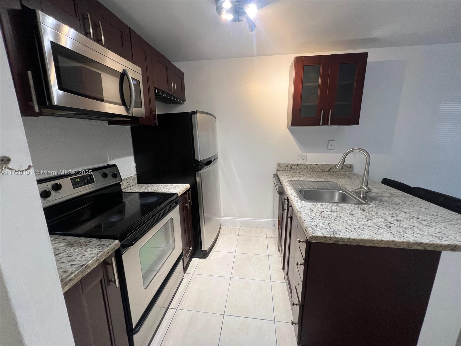 4581 W Mcnab Rd 29