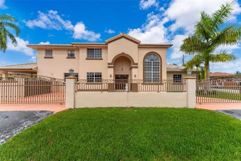 Homes with One Acre Plus in Miami-Dade County 53 3200 SW 132nd Ave Miami FL 33175