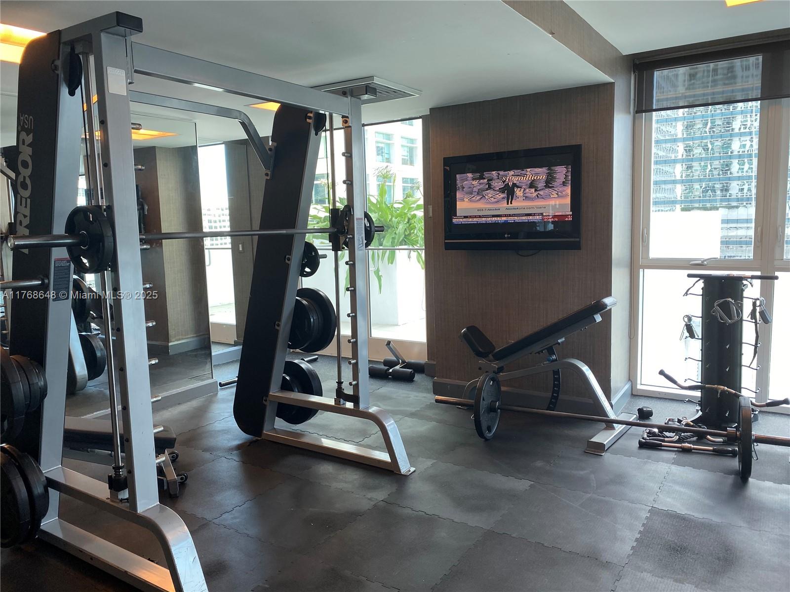 THE PLAZA 851 BRICKELL CON - Residential