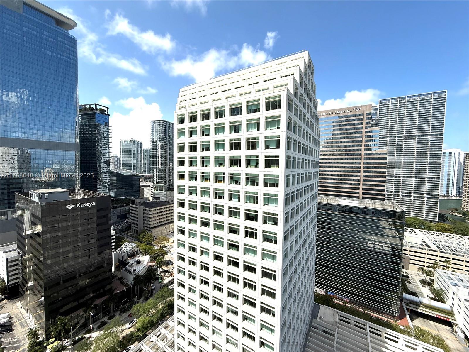 THE PLAZA 851 BRICKELL CON - Residential