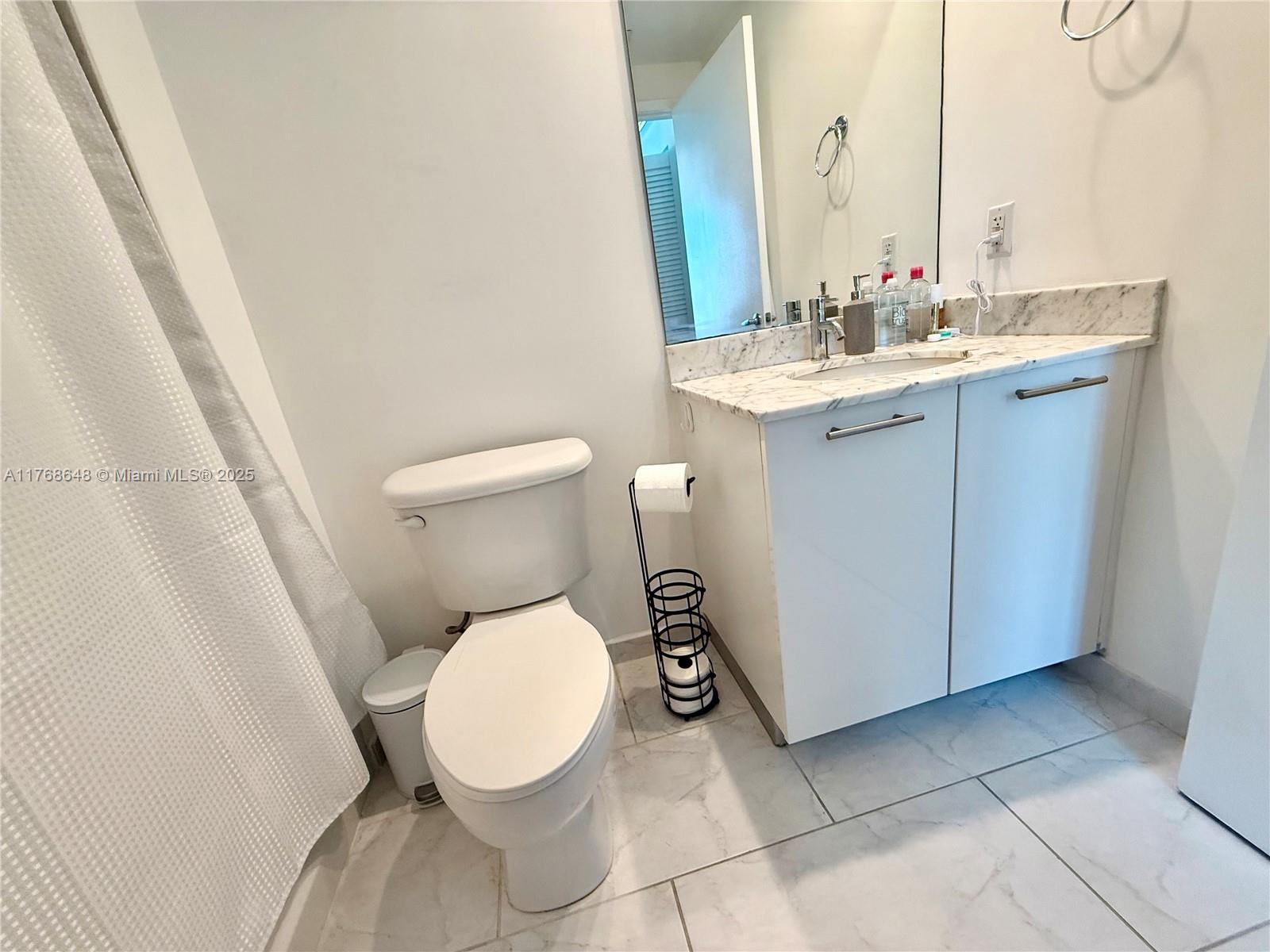 THE PLAZA 851 BRICKELL CON - Residential