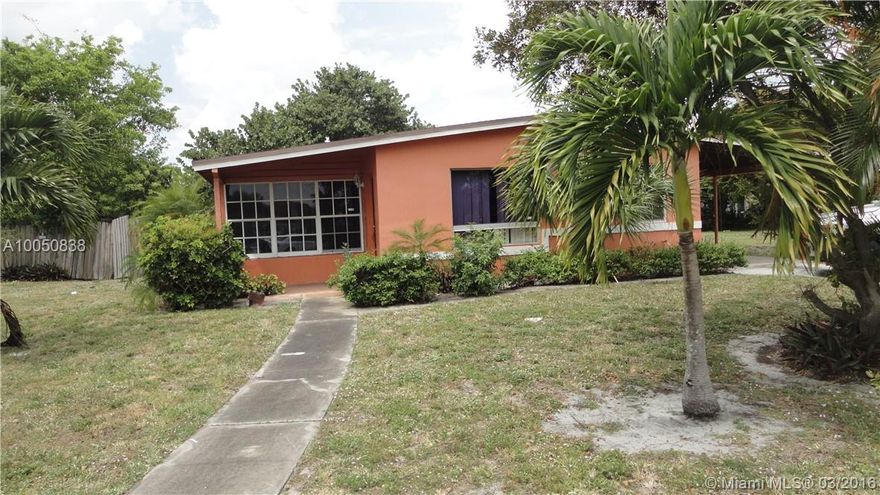 Beautiful 3 bedroom. 1 bath. Tile Floor throughout. Wood cabinets in kitchen. Family room adjacent to kitchen. Fence. Large back yard. Laundry room with washer and dryer.  Don't miss that great opportunity because it won't last long. SEE BROKERS REMARKS FOR SHOWING INSTRUCTIONS.