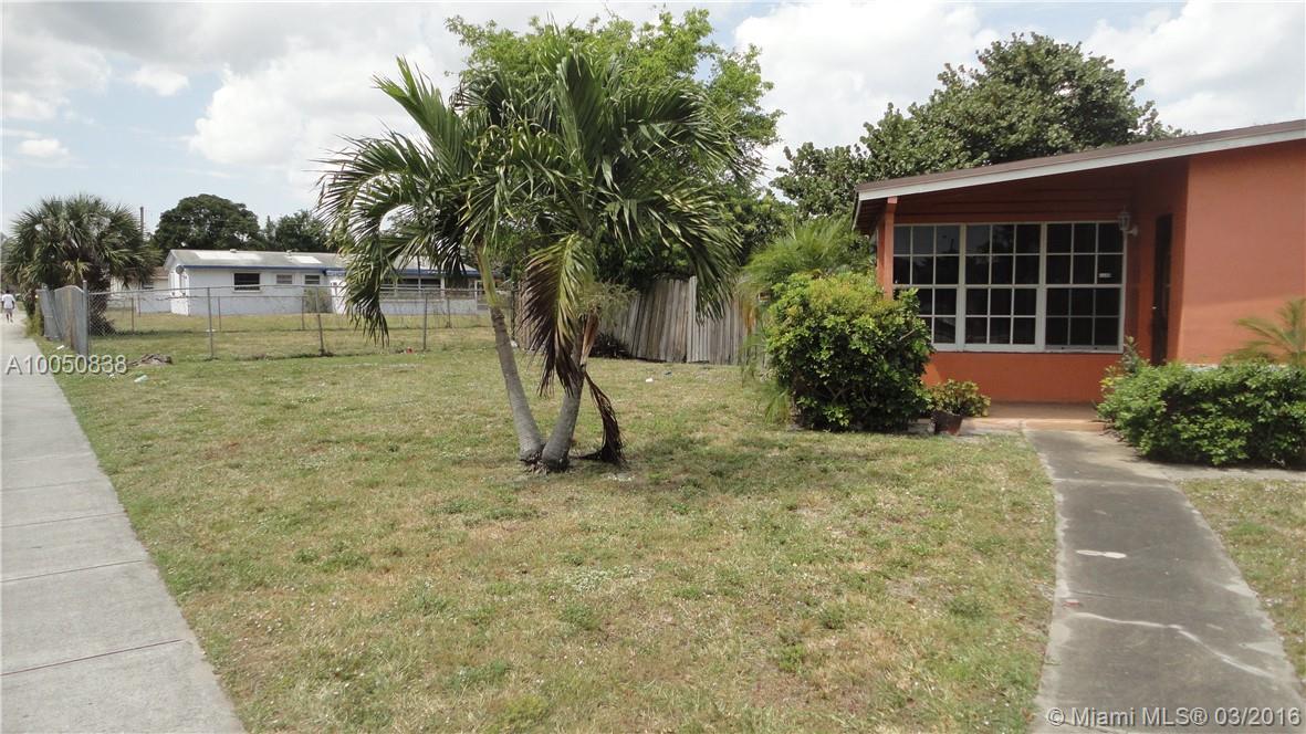 New Browardale 1st Add 47 - Residential