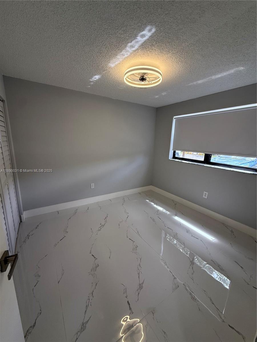 VILLAS DE VENEZIA CONDO - Residential