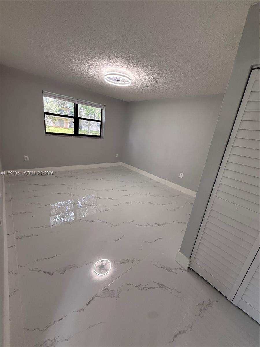 VILLAS DE VENEZIA CONDO - Residential