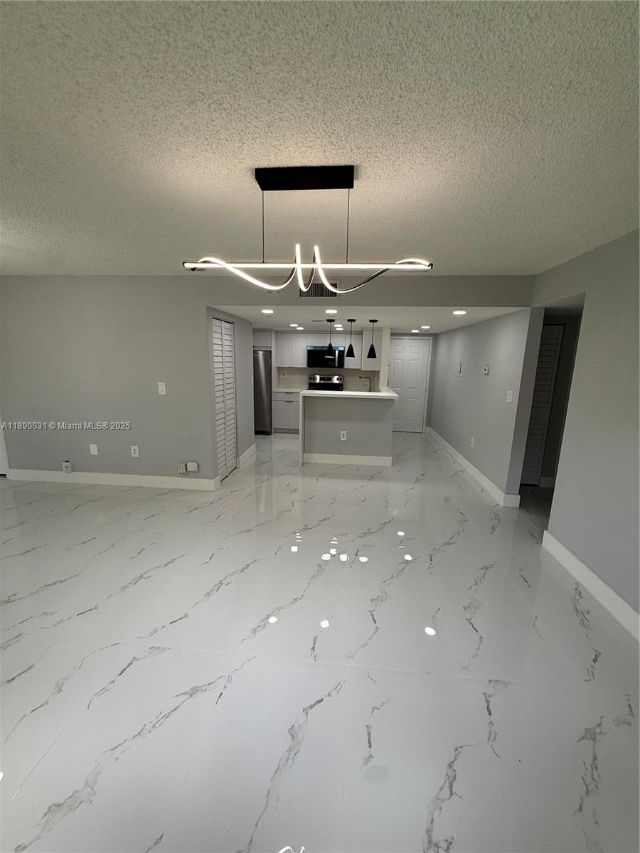 VILLAS DE VENEZIA CONDO - Residential