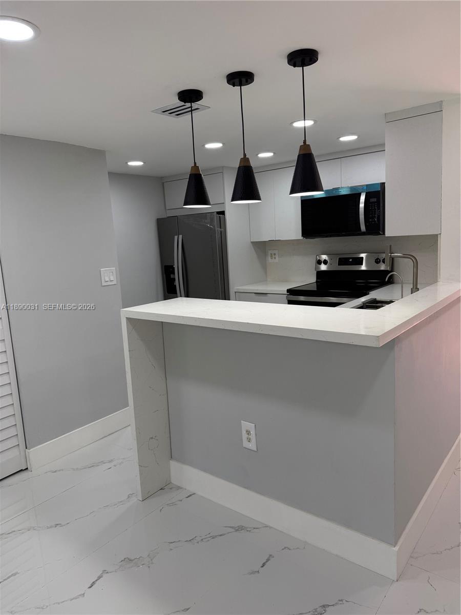 VILLAS DE VENEZIA CONDO - Residential