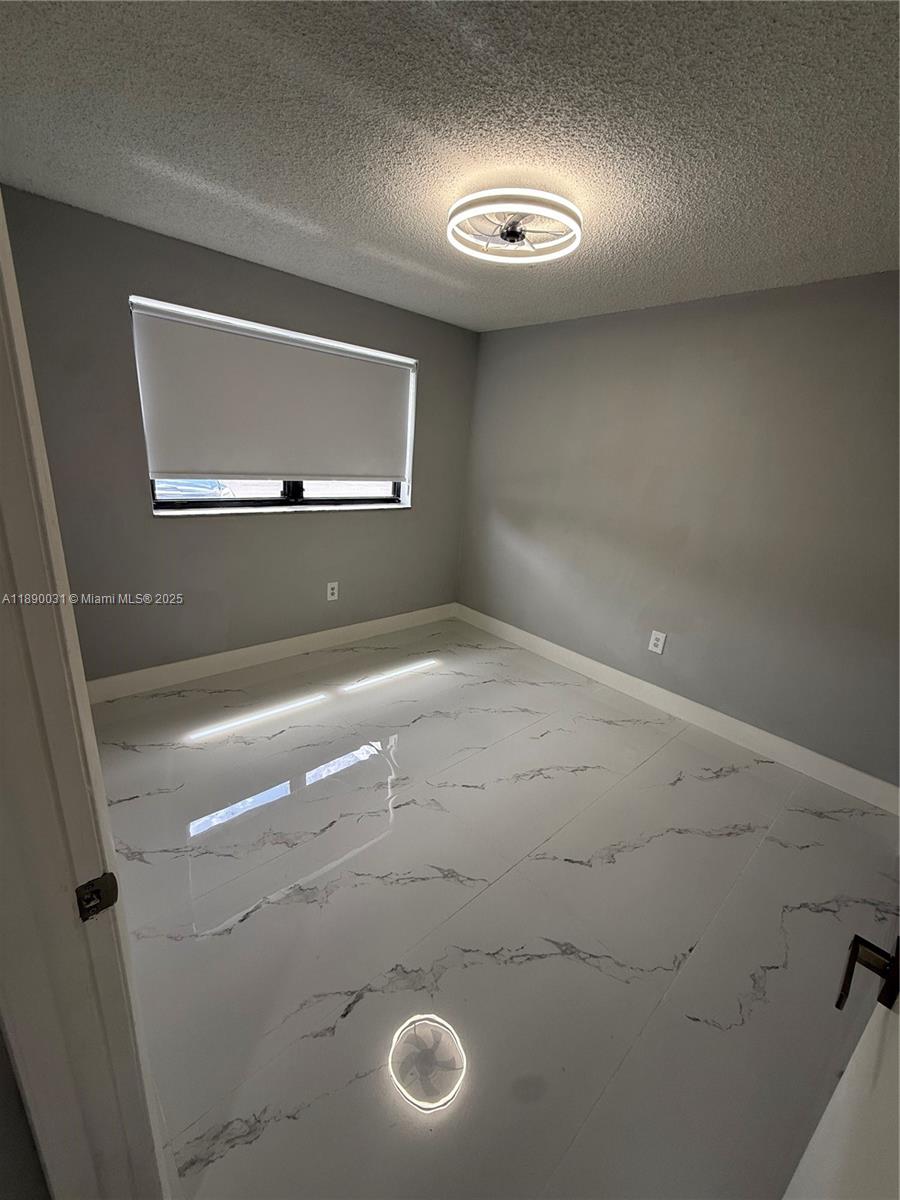 VILLAS DE VENEZIA CONDO - Residential