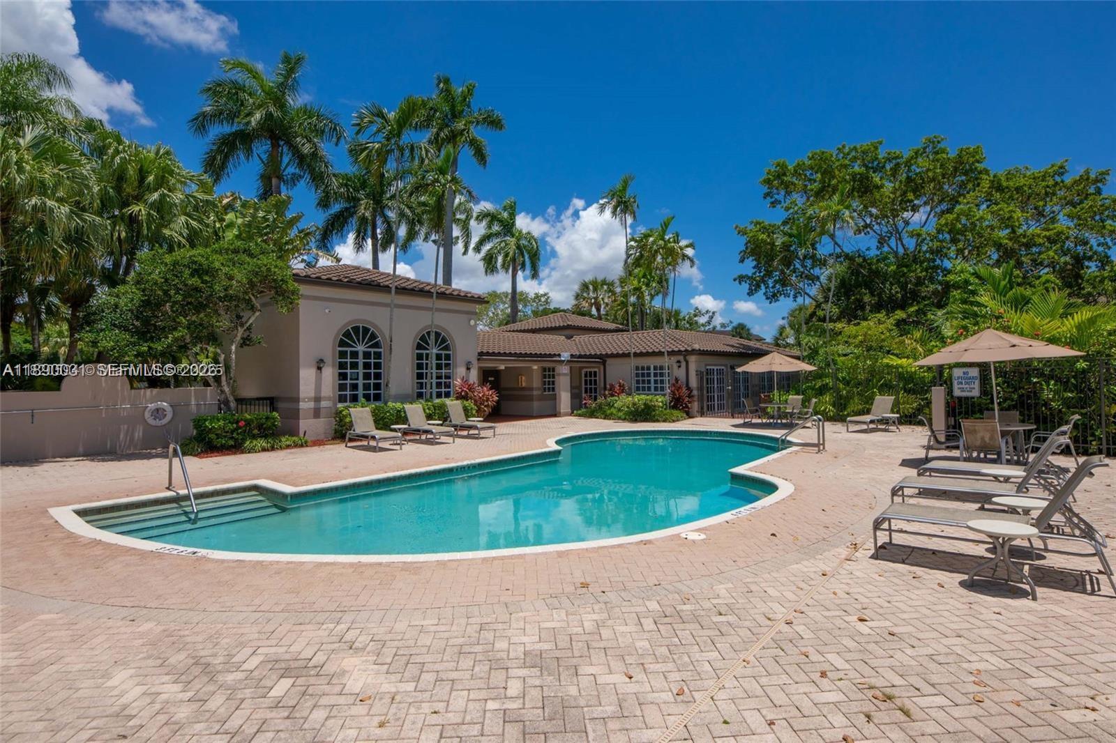 VILLAS DE VENEZIA CONDO - Residential