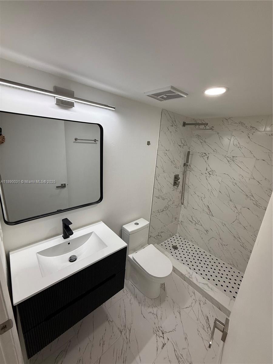 VILLAS DE VENEZIA CONDO - Residential