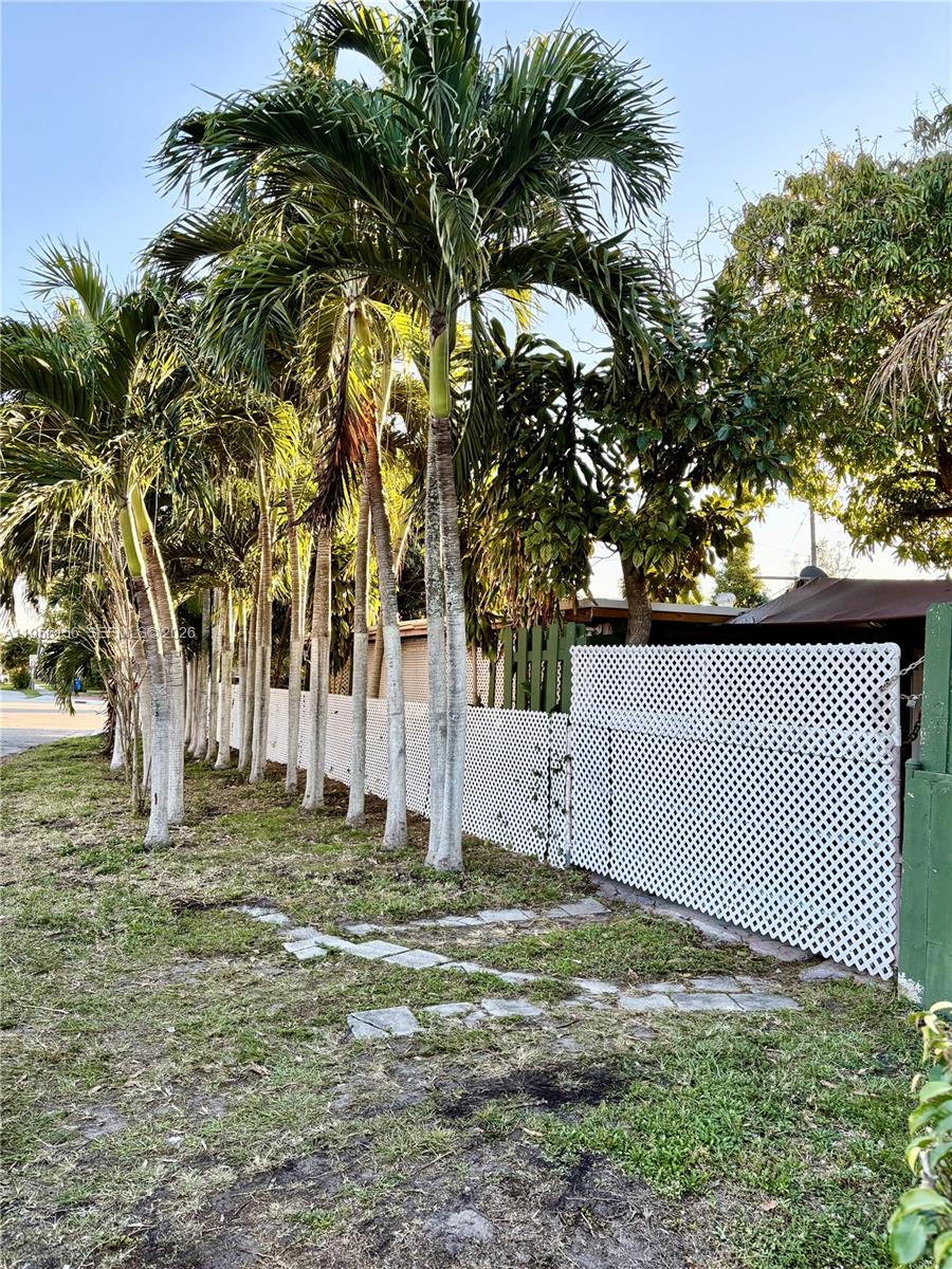 SOUTHGATE - Residential