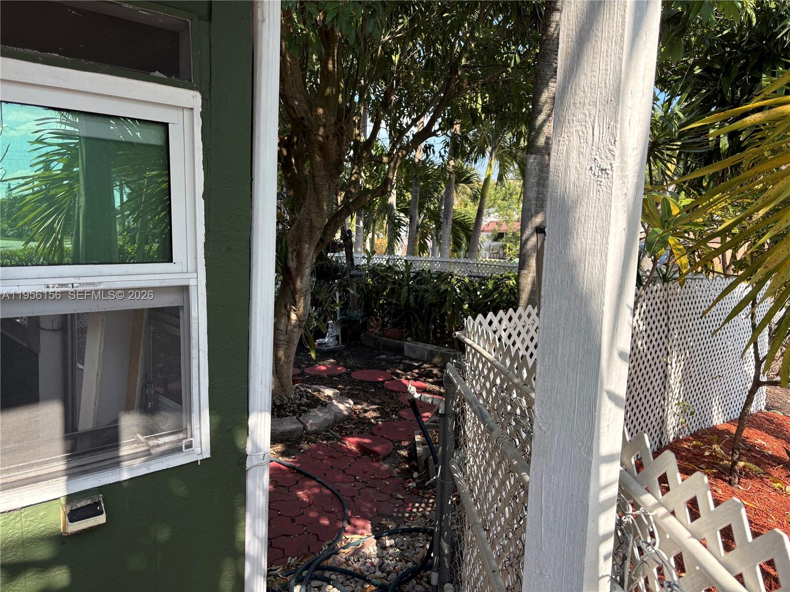 SOUTHGATE - Residential