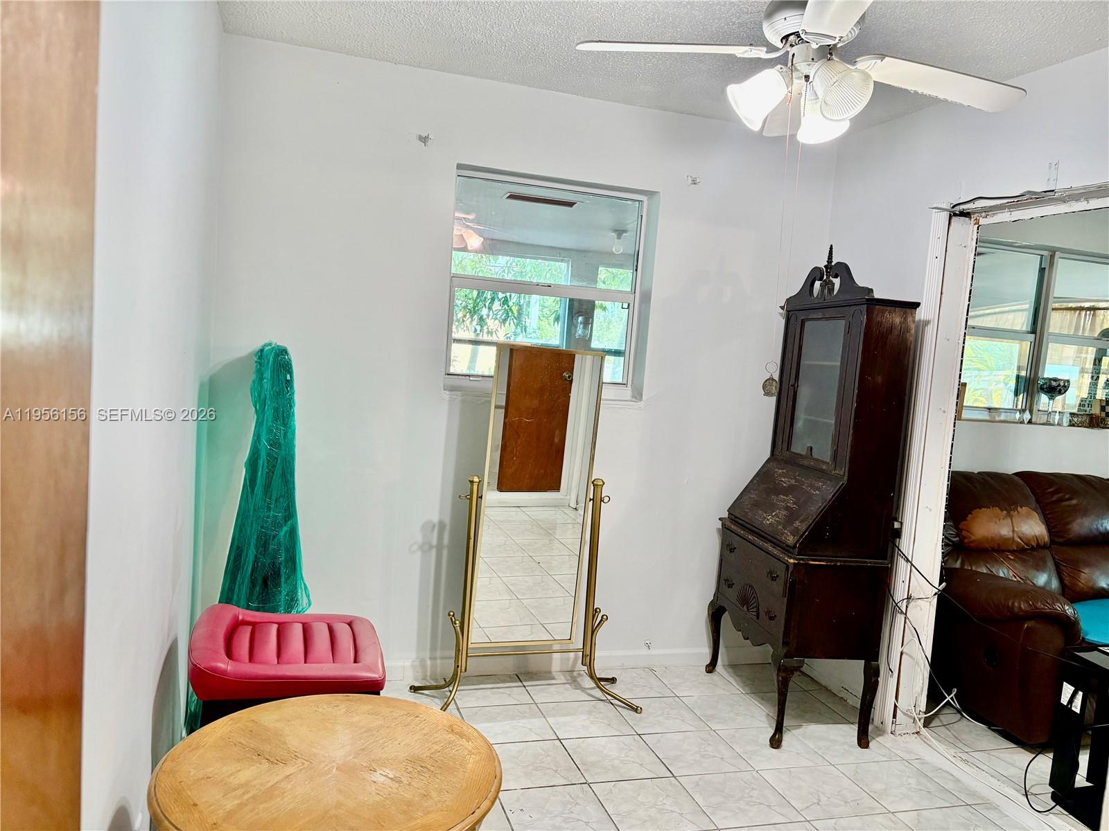 SOUTHGATE - Residential