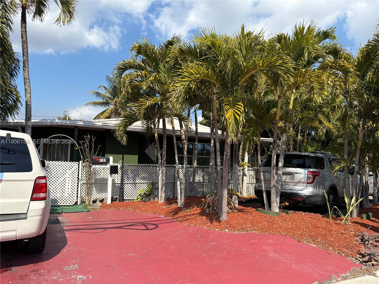 SOUTHGATE - Residential