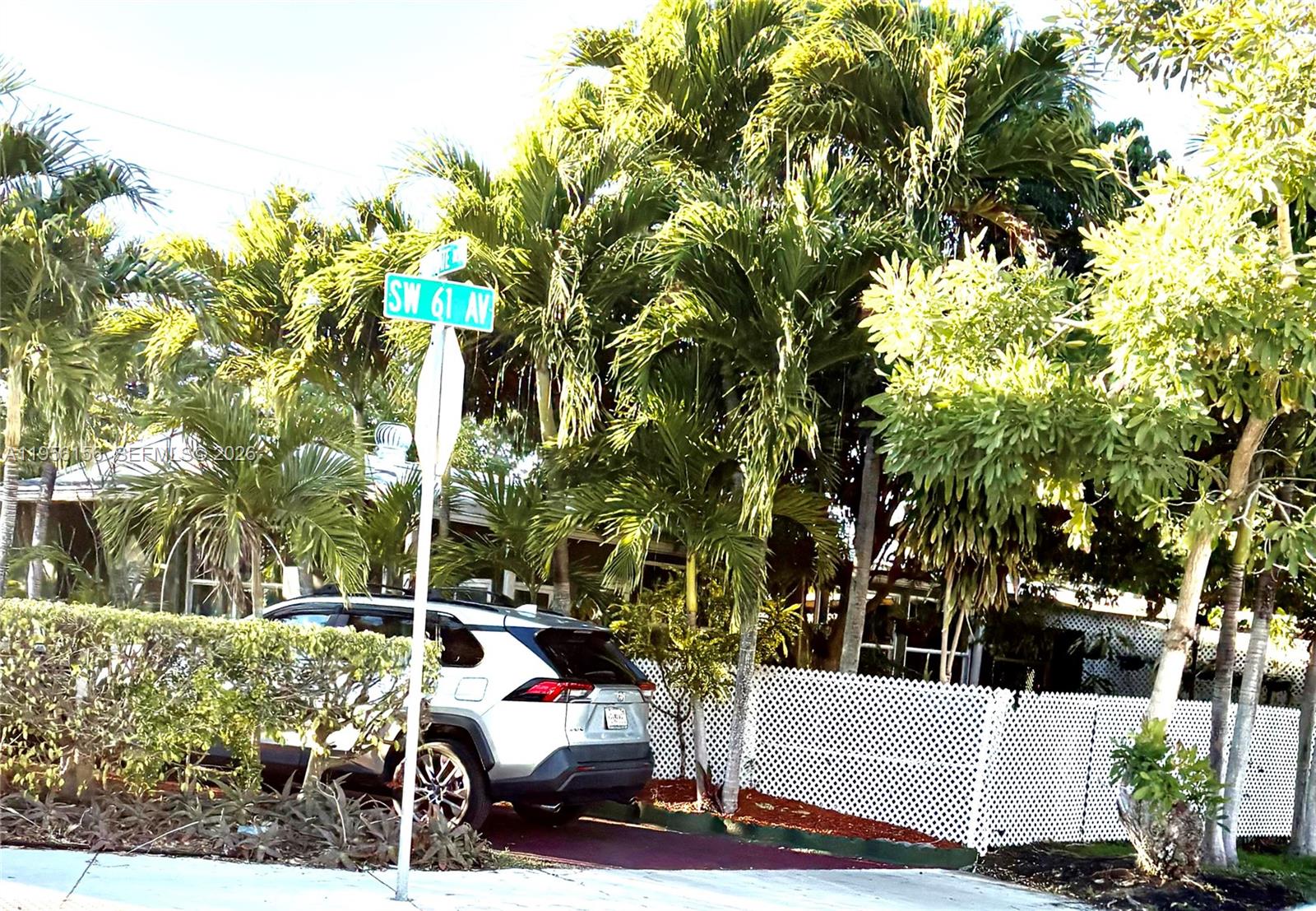 SOUTHGATE - Residential