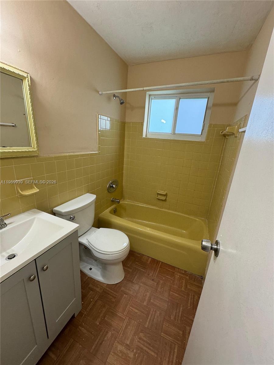 SUNRISE GOLF VILLAGE FIRS - Residential