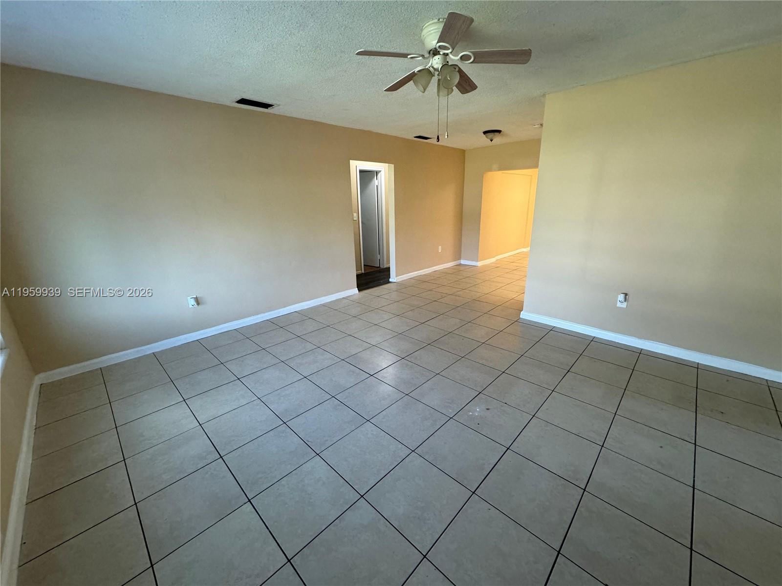 SUNRISE GOLF VILLAGE FIRS - Residential