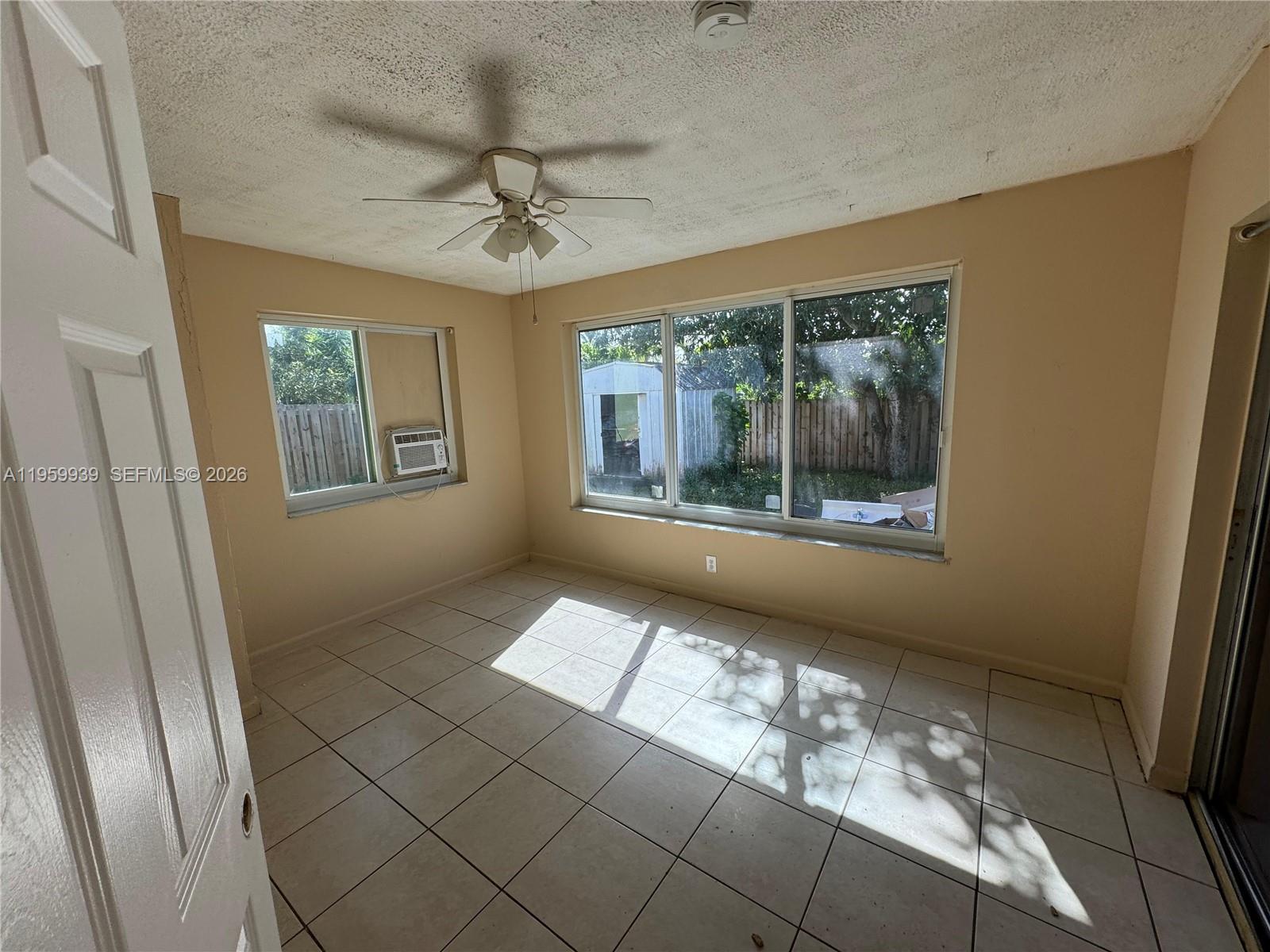 SUNRISE GOLF VILLAGE FIRS - Residential