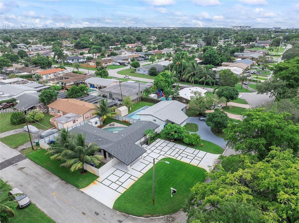 Photo of 2261 Utopia Dr, Miramar, FL 33023 (MLS # A11989646)