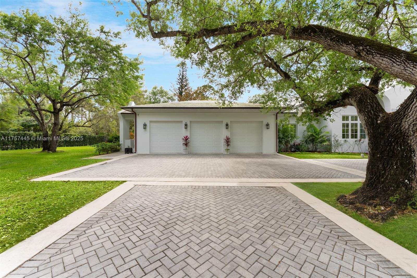 MARTIN BROTHERS HOMES - Residential