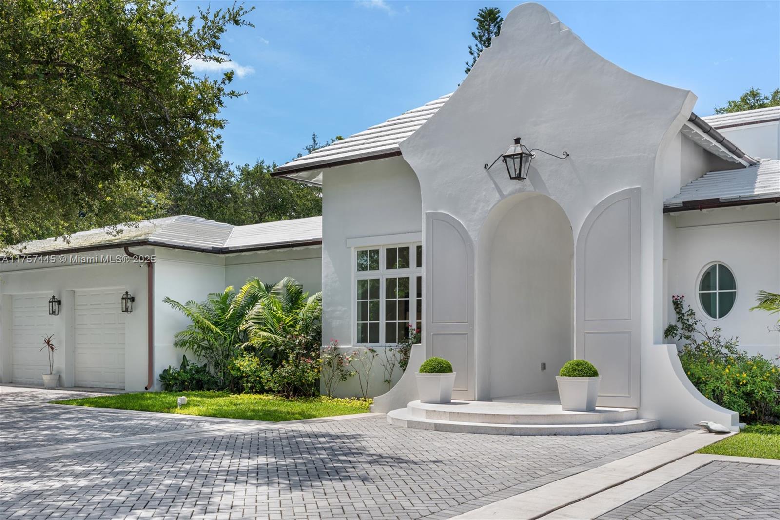 MARTIN BROTHERS HOMES - Residential