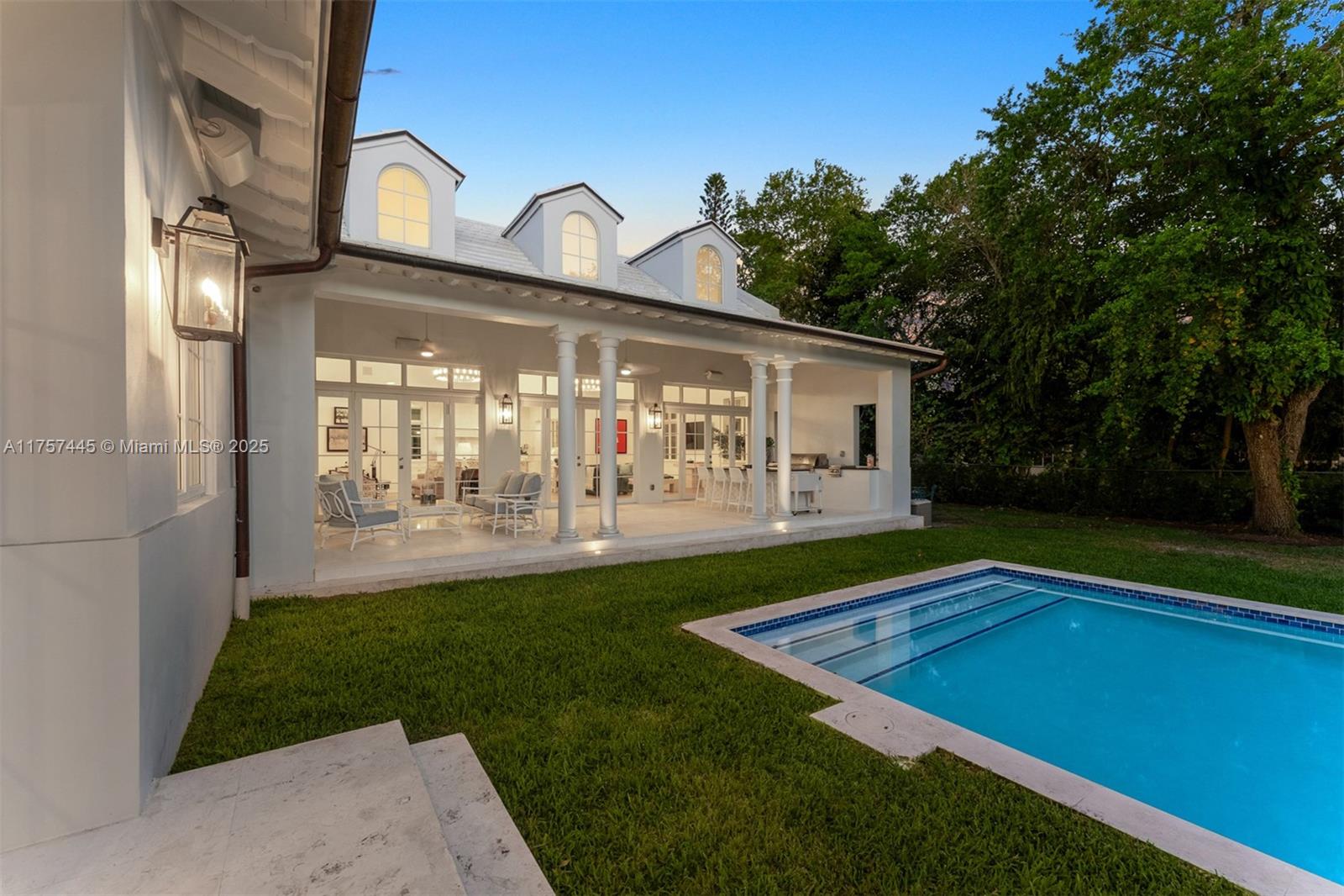 MARTIN BROTHERS HOMES - Residential