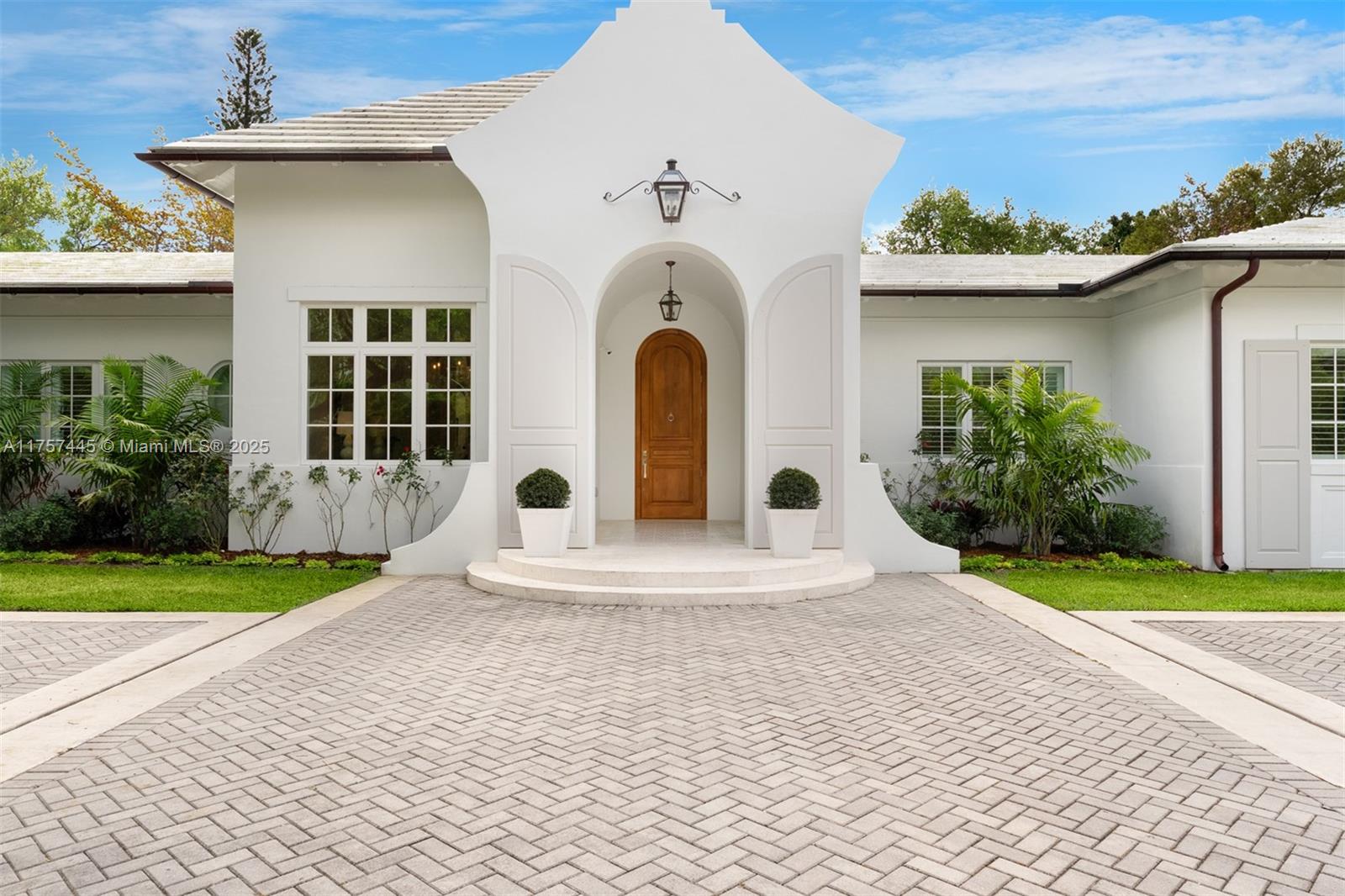 MARTIN BROTHERS HOMES - Residential